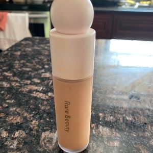 Rare beauty Foundation 270N